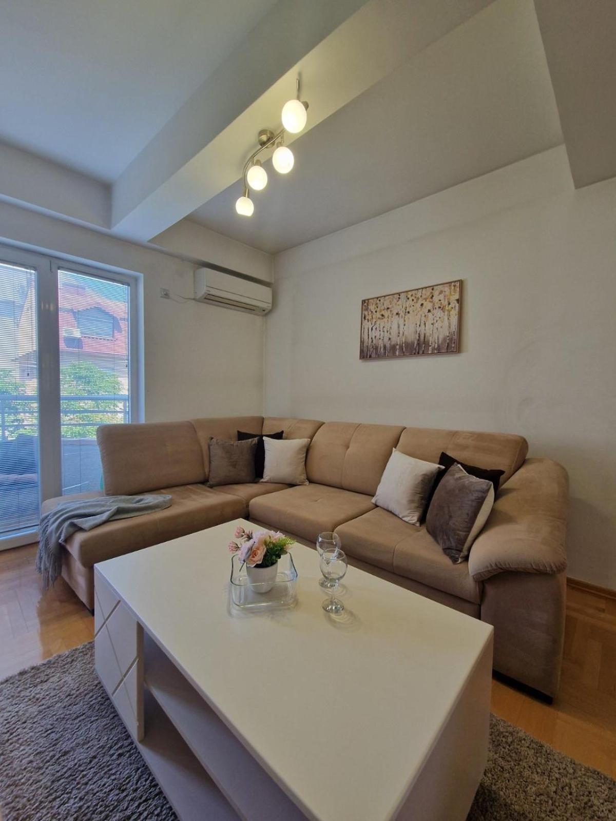 Kamche Lux Apartment Skopje Exterior foto