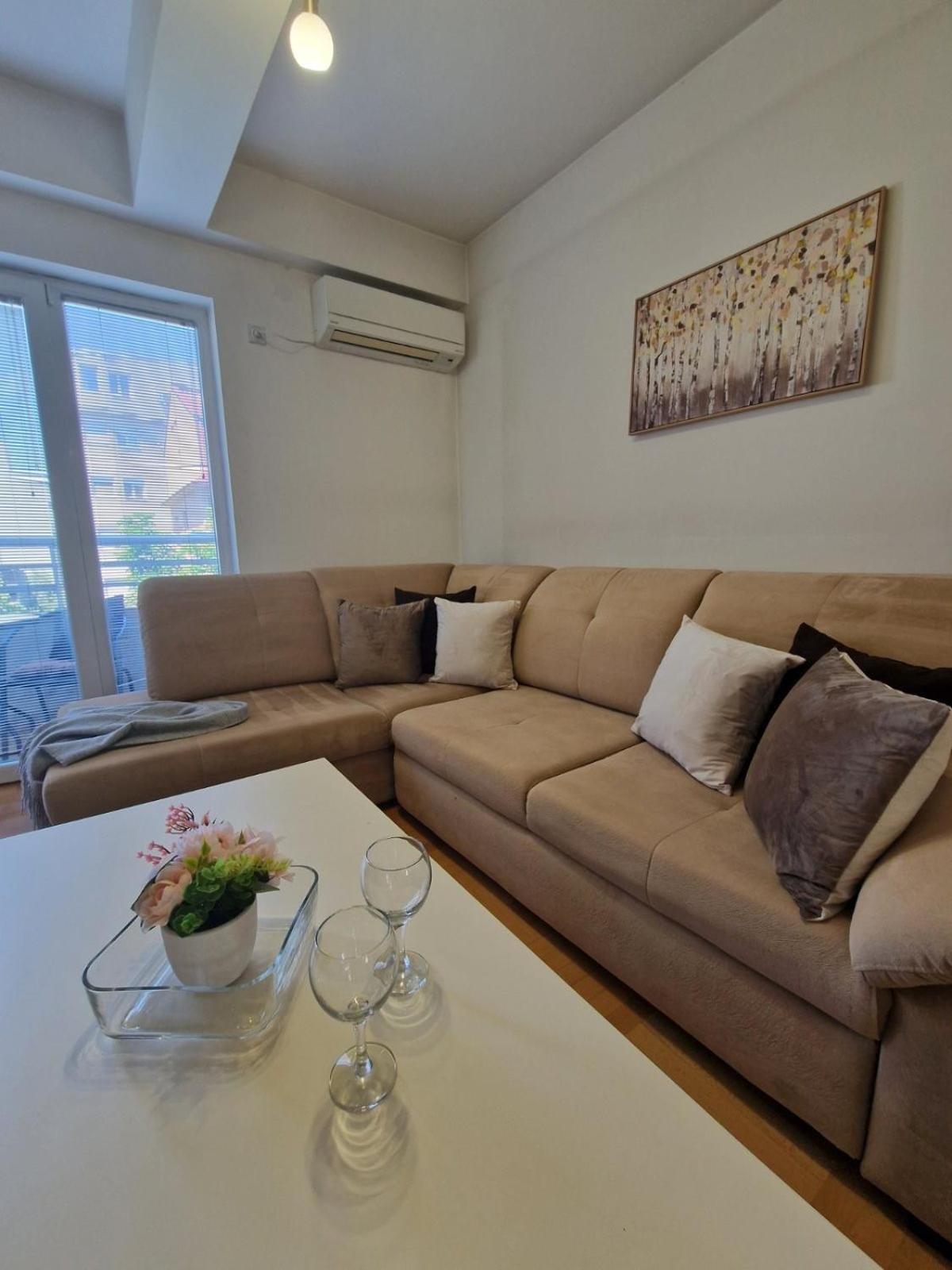 Kamche Lux Apartment Skopje Exterior foto